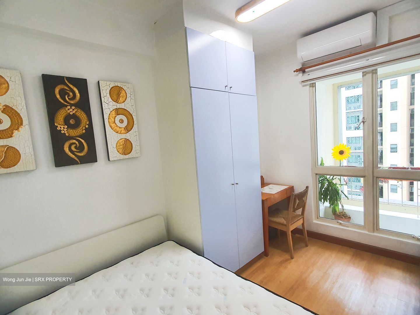 Burlington Square (D7), Apartment #569358141
